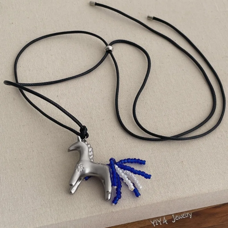 Luxury Metallic Cartoon Horse Bead Necklace with Tassel Pendant