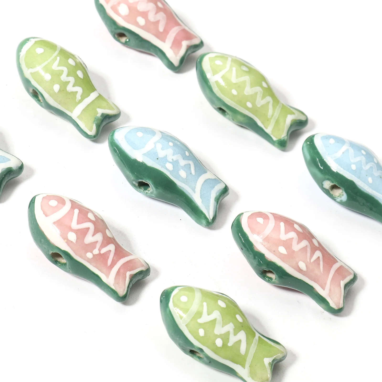 2 PCs Ceramic Ocean Fish Animal Ripple Beads For DIY Charm Jewelry Making Findinds About 22mm x 11mm, Hole: Approx 1.8mm