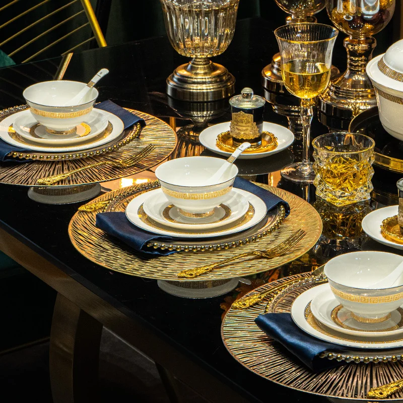 Fine Bone China Dinnerware Sets Home Kitchen Luxury Guests Wedding Tableware Set Gold Plates Jogo De Jantar Dinnerware Sets