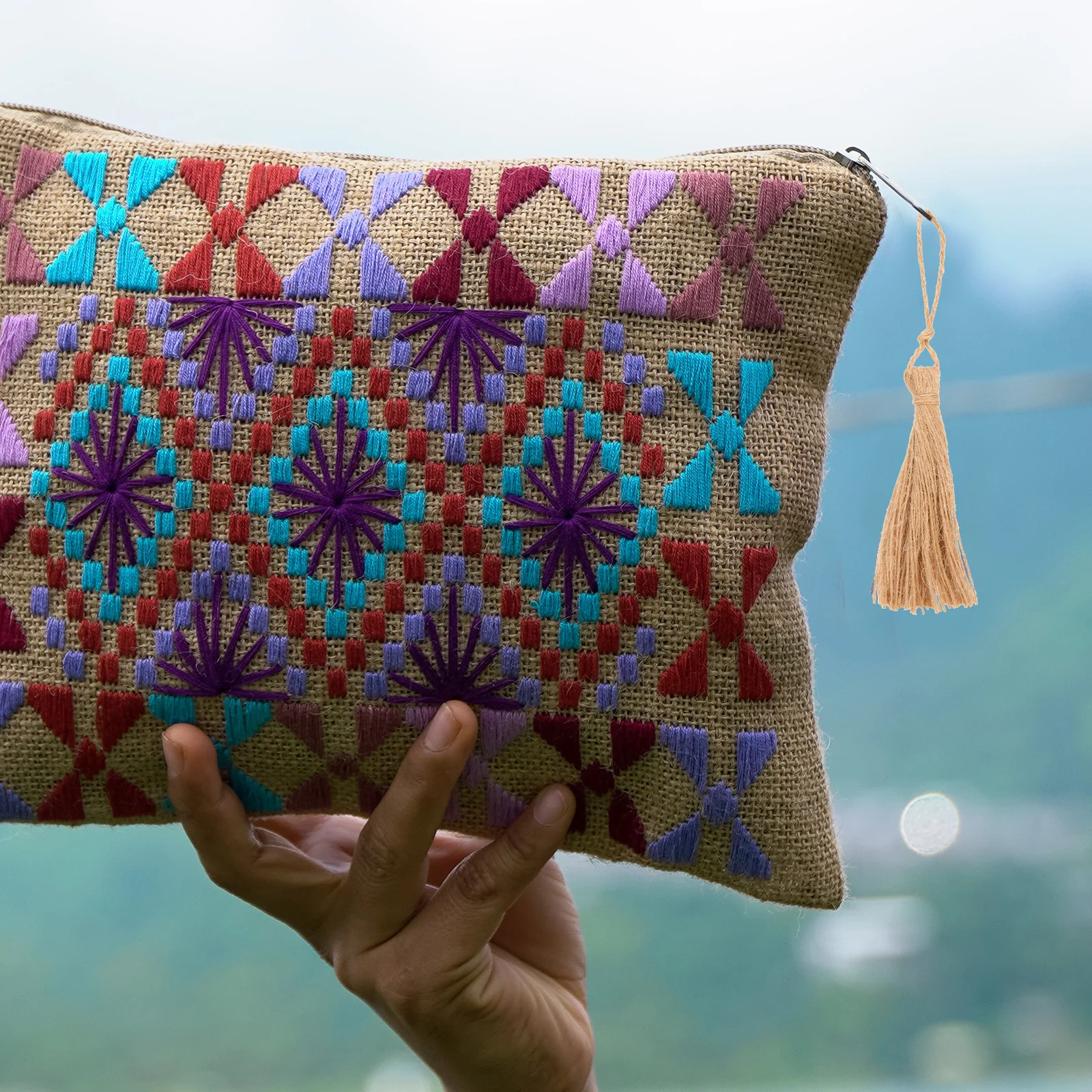 

6Pcs Burlap Tassels Hanging Jute Decor for Indoor Outdoor Gatherings Craft Projects Jute Tassel Tassel Garland