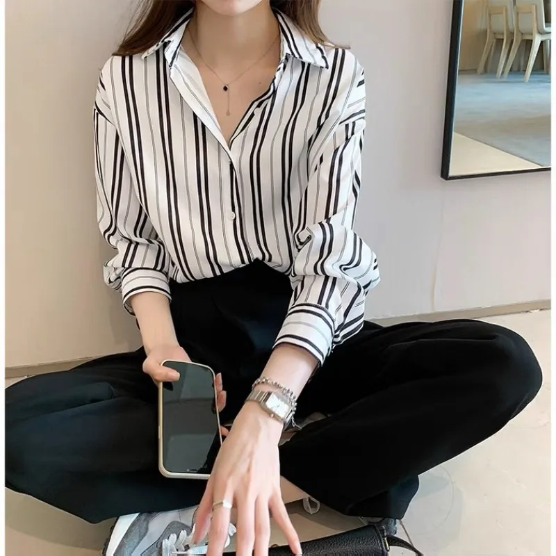 Korean French Vertical Stripe Shirt Women Loose Lazy Style Long Sleeve Casual Commuter Blouse
