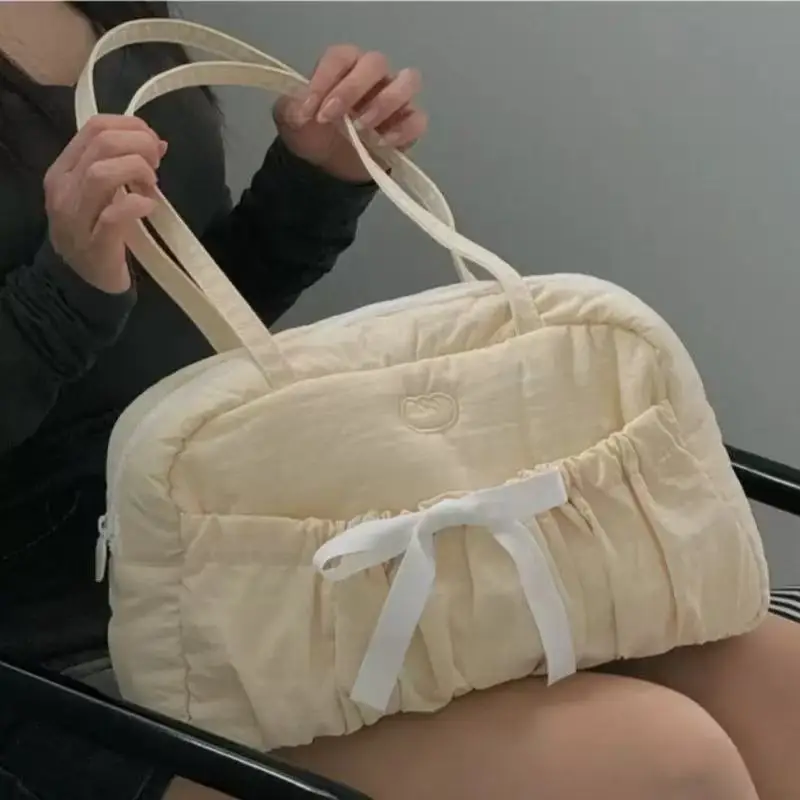 

New Fashion Cloud Embroidery Women's Shoulder Bag Large Capacity Waterproof Nylon Shoulder Bag Lightweight Travelling Bag