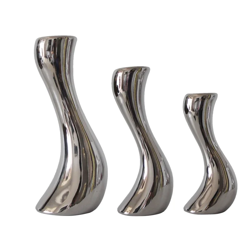

Nordic ornaments, candle holders, decorative elements, simple and romantic dining tables, and creative home decor