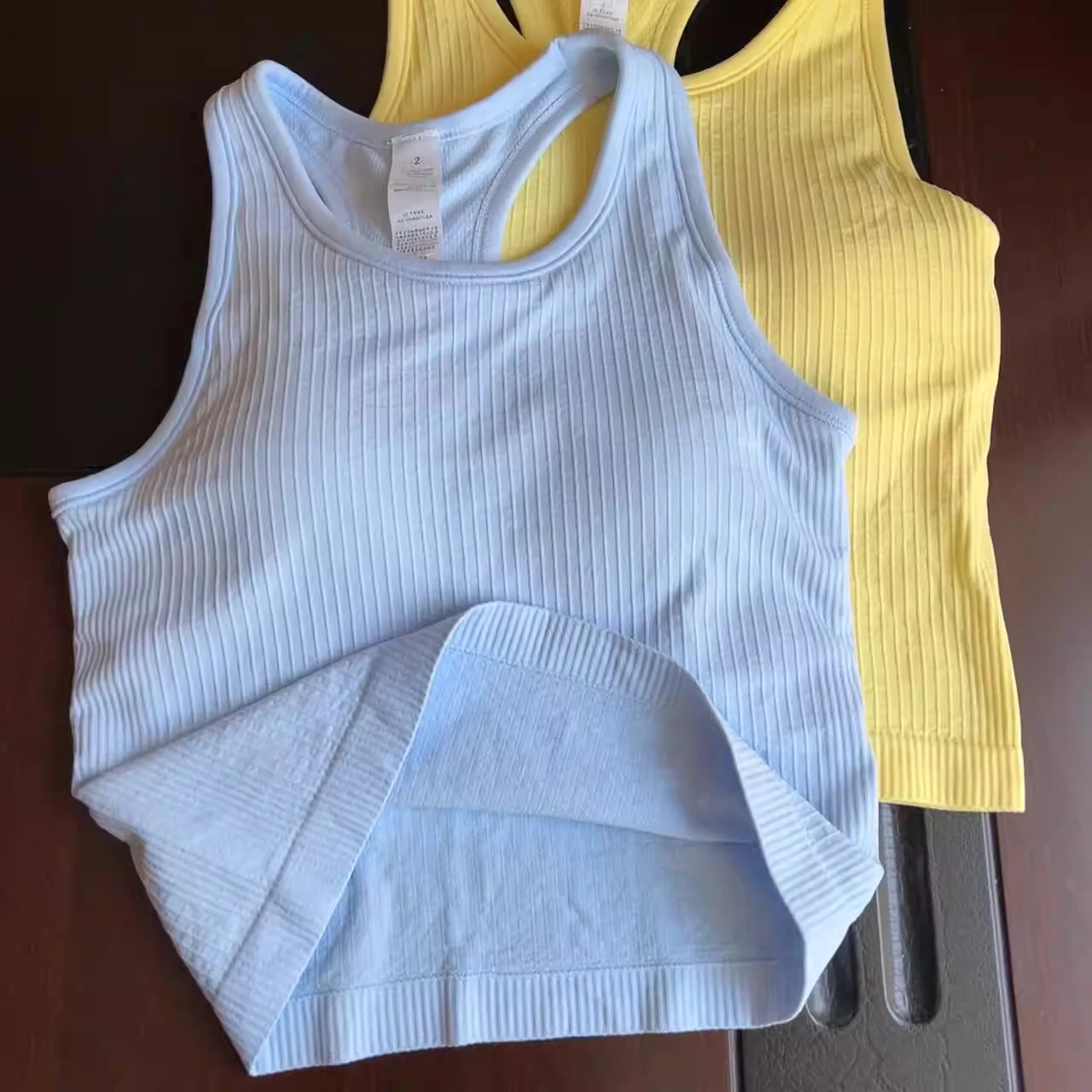 Sports short vest sleeveless, breathable, sweat-absorbent, wearing running and fitness training yoga clothes. image 2