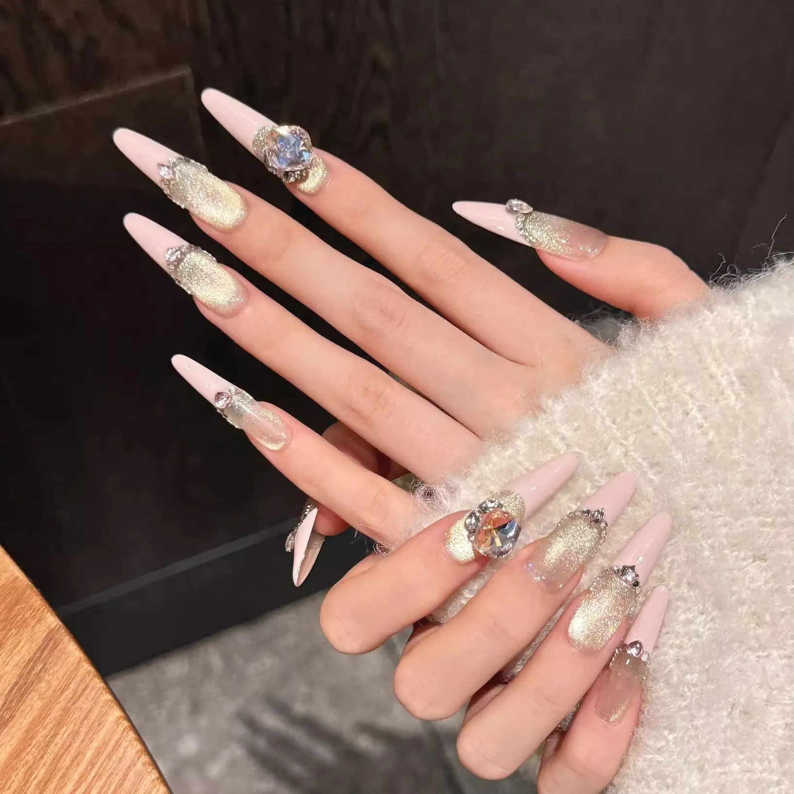 Rosa olho prego príncipes diamante luxo branco médio longo artesanal wearable prego puro artesanal marca chinesa