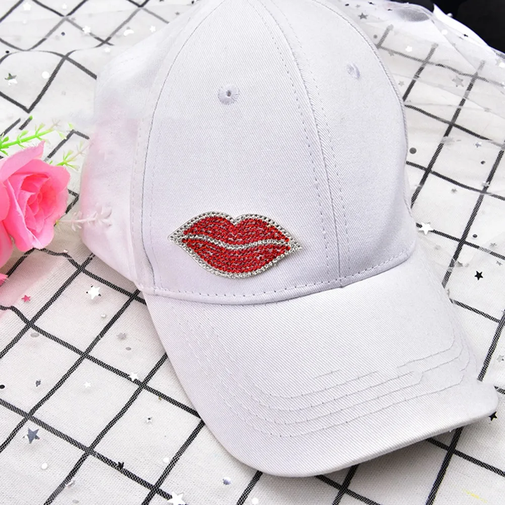 20pcs Resin Crystal Red Lip Rhinestones Hot Diamond Pattern Red Color DIY Accessories Clothing Decoration Clothes