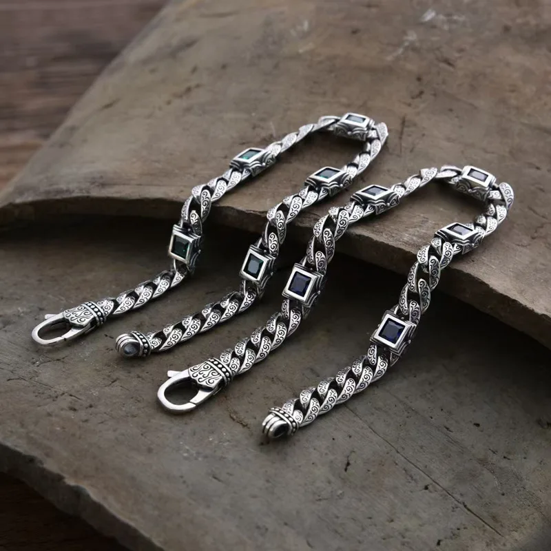 Turkish-style personalized retro square-cut bracelet with a twisted grass pattern and diamond embellishments featuri