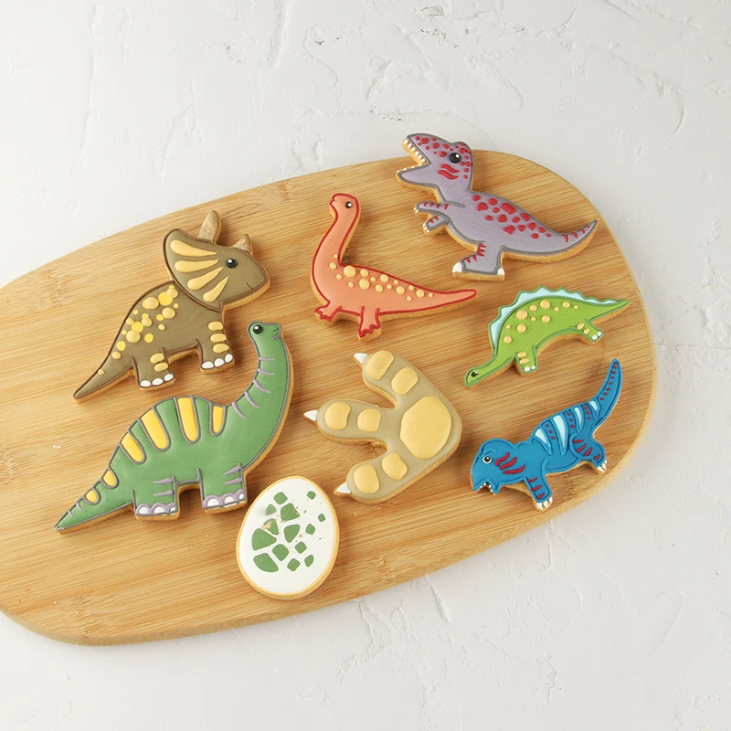 12PCS Dinosaur kitchen dough cutter metal cookie cutter fondant biscuit cake mold