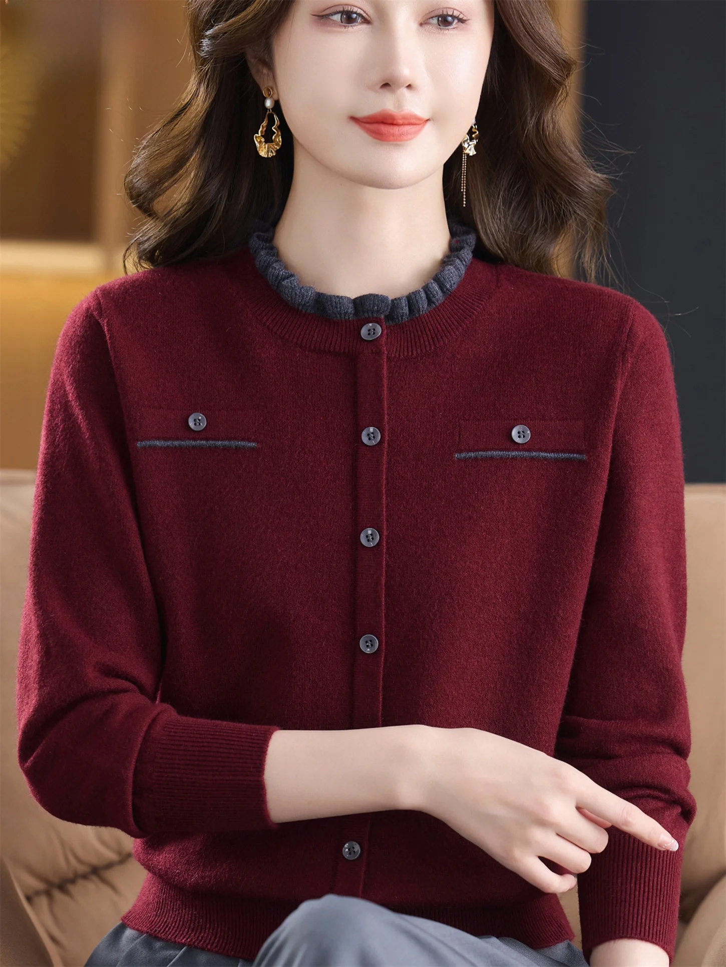 

Comfortable Woolen Base irt Loose Fit round Ne Mommy Sle Autumn Winter Faion for Middle-Aged And ly Women