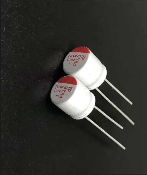 10 peças/100 peças 820uf 2.5v fp 8x8mm baixo esr grau superior 2.5