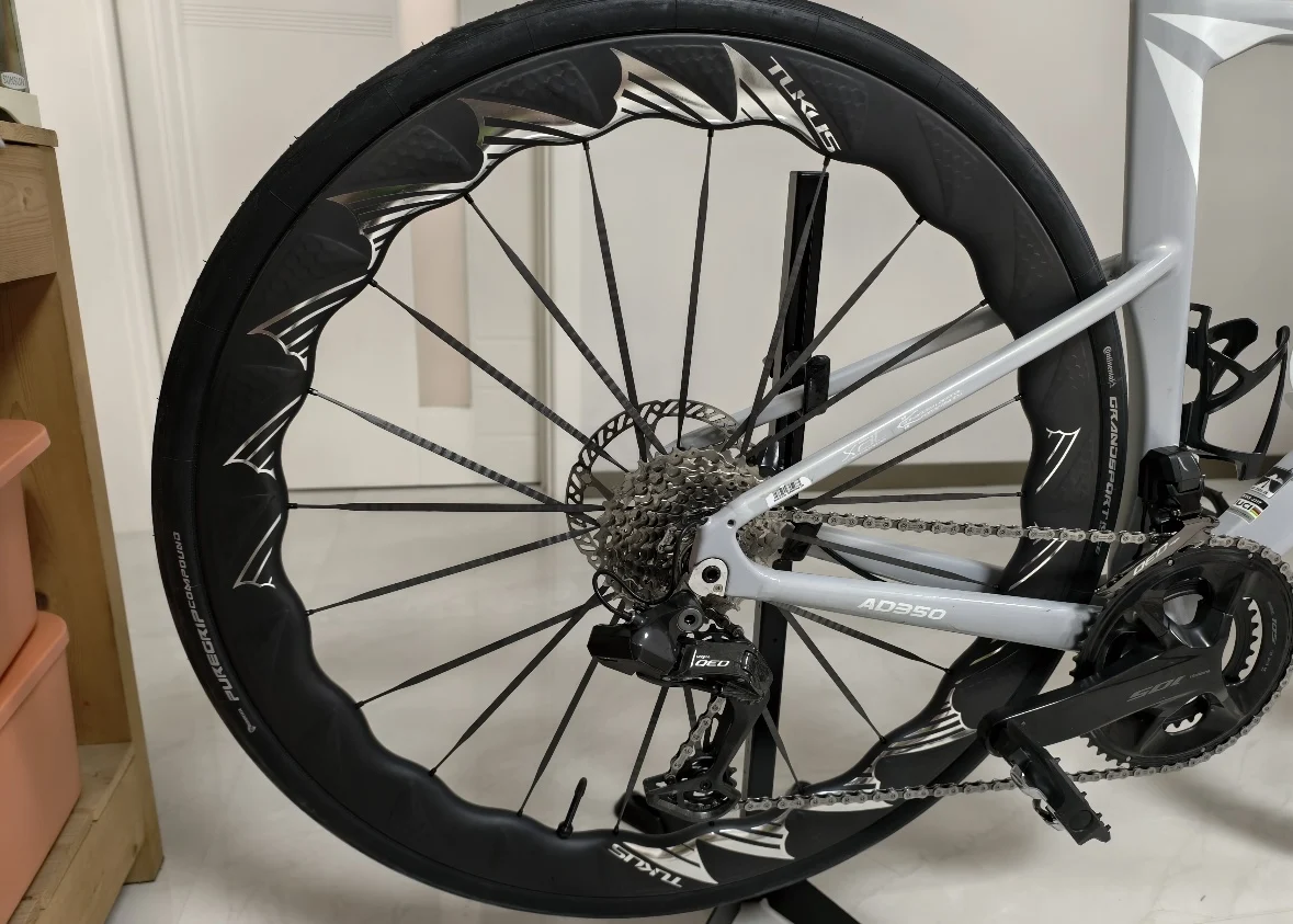 

Tukus TURBO carbon Road wheelset 1380g 52T Ceramic Ratchet hubs Ultra Wide Carbon Spoke 52/62mm Carbon Fiber Wheels 700c