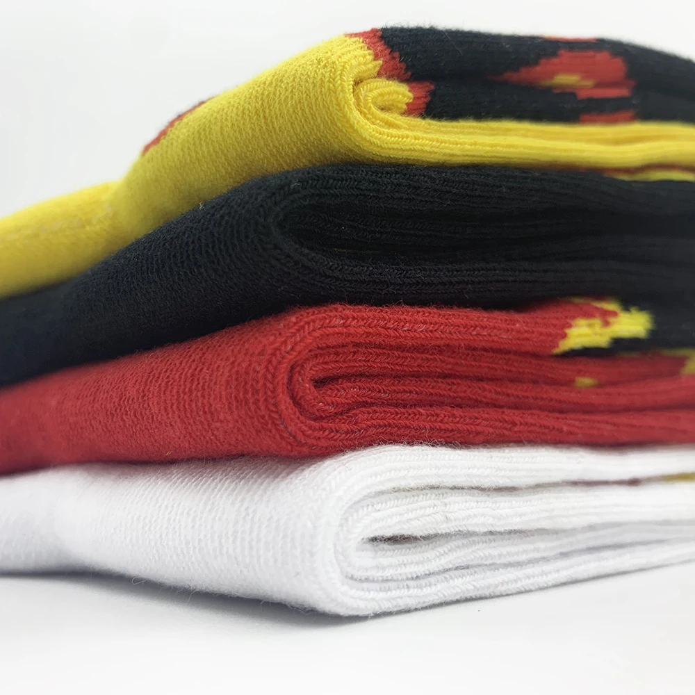 Moda męska Hip Hop Hit Color on Fire Crew Socks Red Flame Blaze Power Torch Hot Warm Street Skateboard Cotton Socks Cool