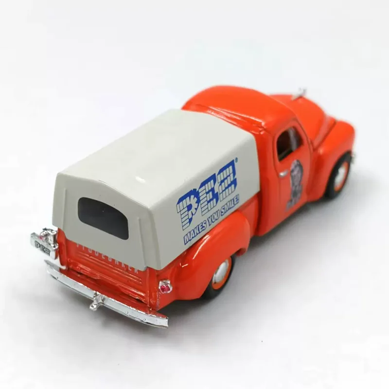 M2 1:64 مقياس 1950 Studebaker 2R شاحنة سبيكة محاكاة نموذج سيارة مجموعة ثابتة زينت هدايا العيد اللعب هدية تذكارية #5