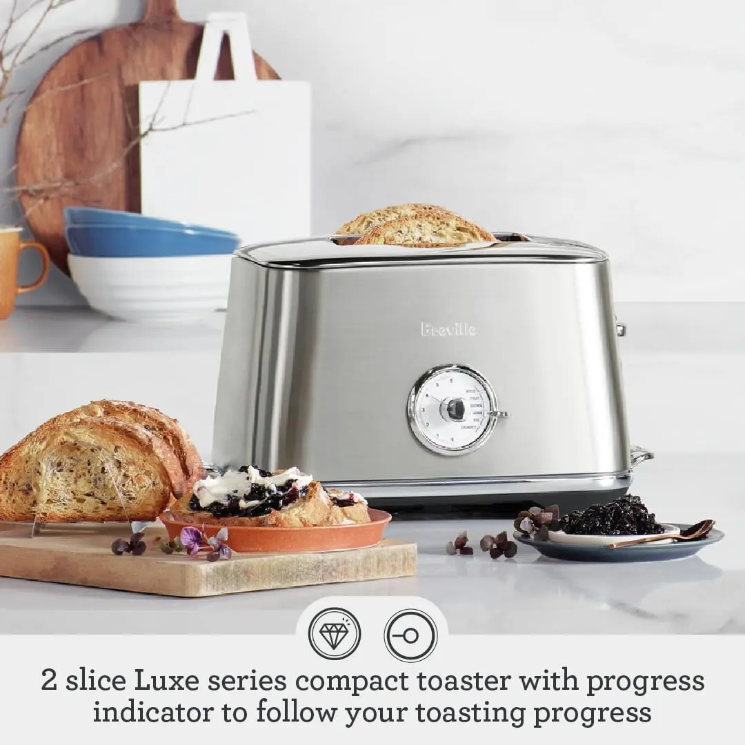 the Toast Select™ Luxe 2-Slice Toaster, BTA735RCH, Royal Champagne