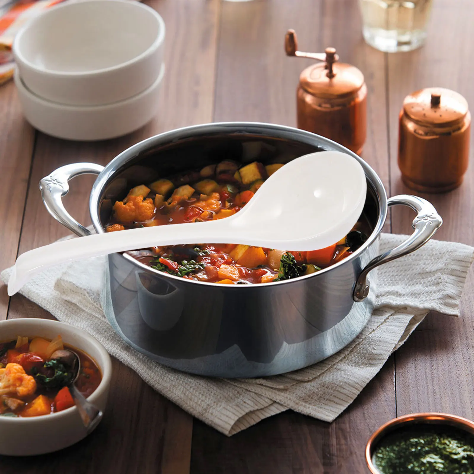 

Premium Dishwasher Safe Soup Ladle 1 Piece Ceramic Long Handle Spoon for Ramen Pho Wonton Soup Asian Kitchen Serving Tool