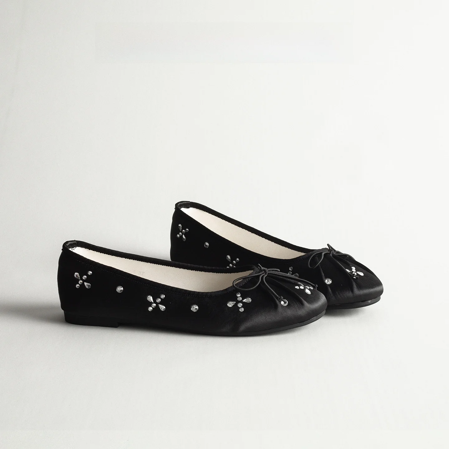 ballet-flat-shoes-women's-new-2026-slip-on-low-cut-satin-knot-flat-heel-versatile-grandmother-shoes-fashionable-all