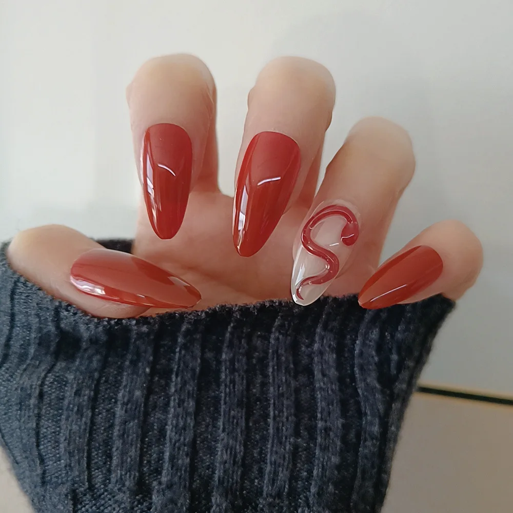 

2026 New Minimalist 3D Nail Art Tips: Retro Red Snake Style Wearable Nails