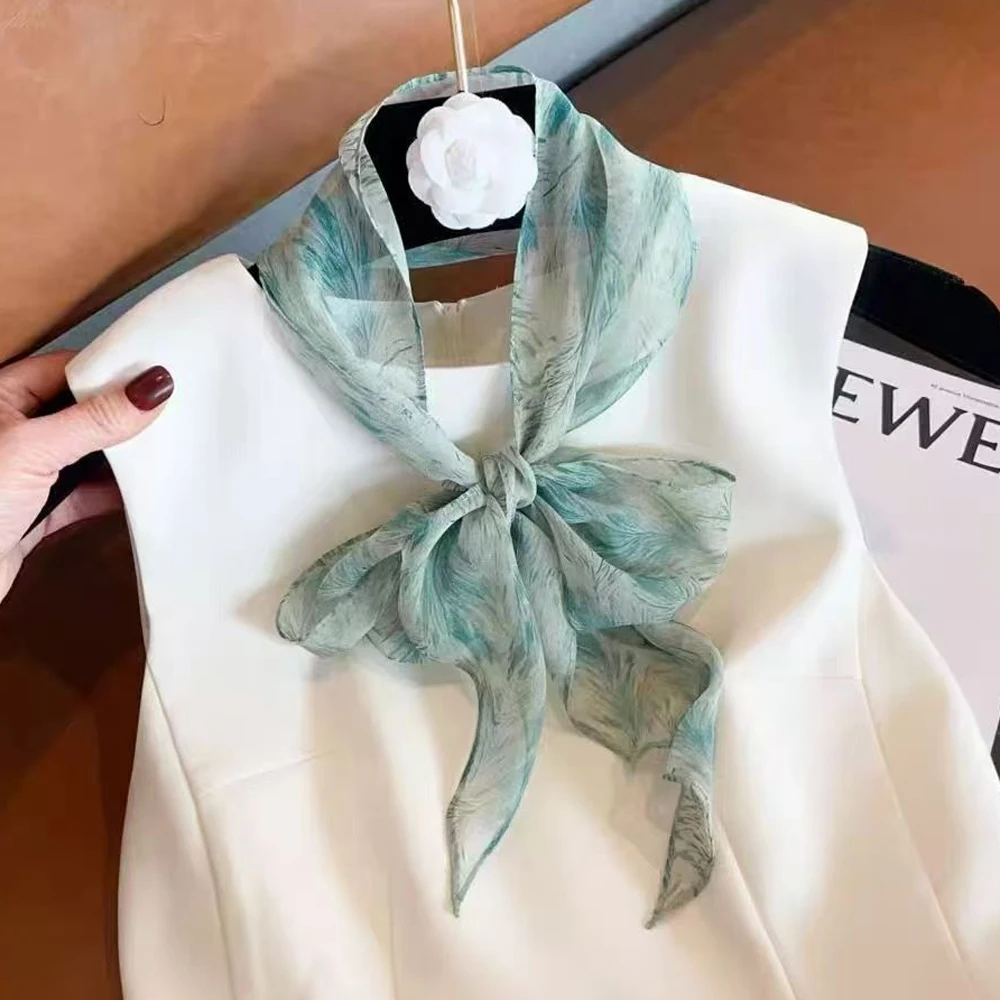 1 Stück Hochwertiger Ganzjahres-Leichtgewicht-Langer Seidenschal Elegante Halstuch für Schmale Kragen Vielseitiges Damen-Modeaccessoire – Detail 5