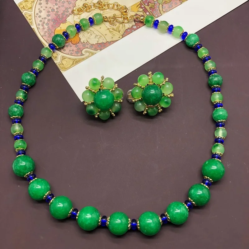 

Retro Simple Jewelry Guochao Temperament Elegant Green Agate Stone Beaded Necklace Inlaid with Stone Ear Clips Versatile Set