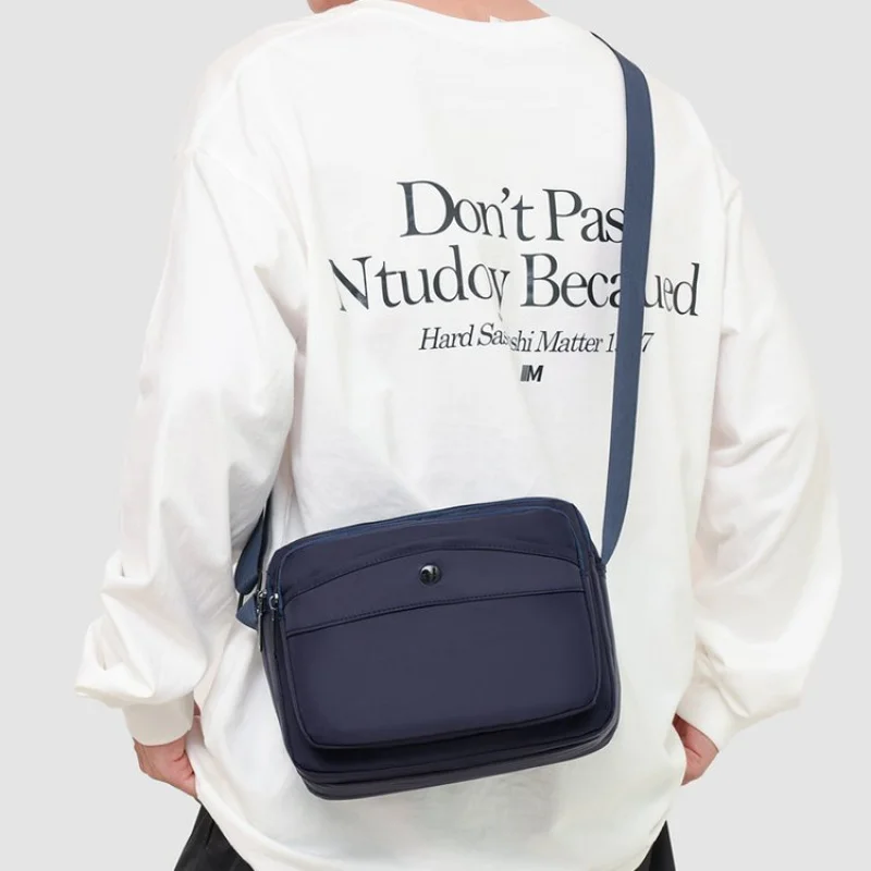 

Vintage Style Military Bag For Women With Waxed Leather For A Rugged Chic Look