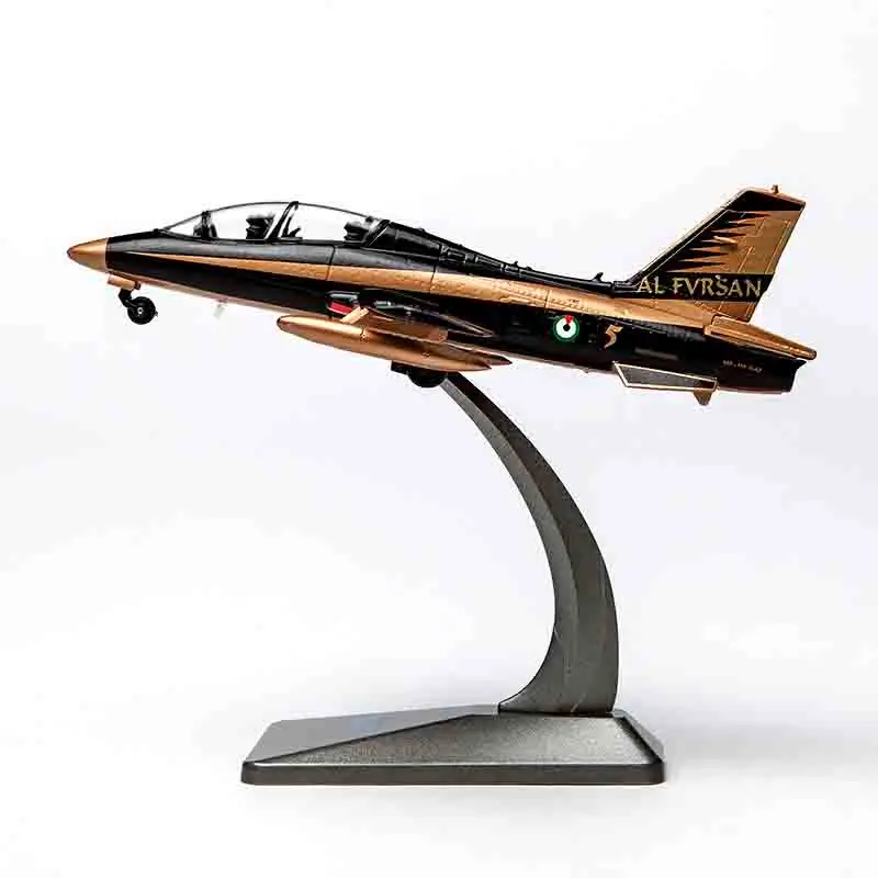

Масштаб 1:72 Итальянский MB339 MB-339 тренировочный самолет из сплава, украшение самолета, сувенир, коллекция моделей самолетов