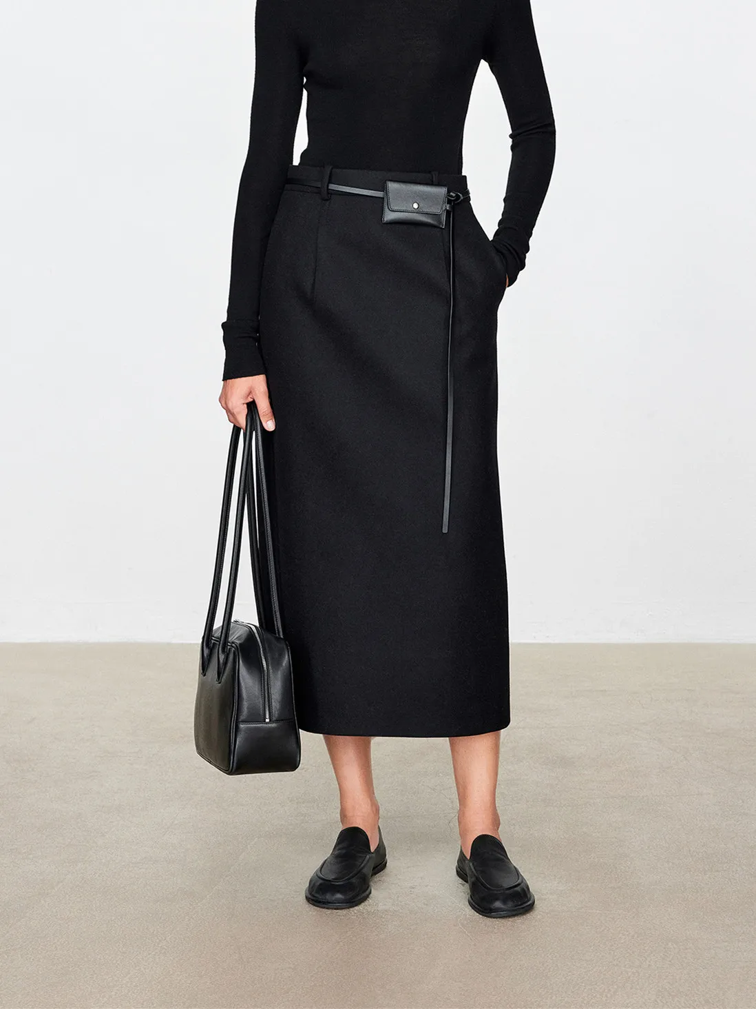 2026 New Minimalist Style Jupe Women Fashion Back Slit High Waist Solid Color Woolen Midi Skirt
