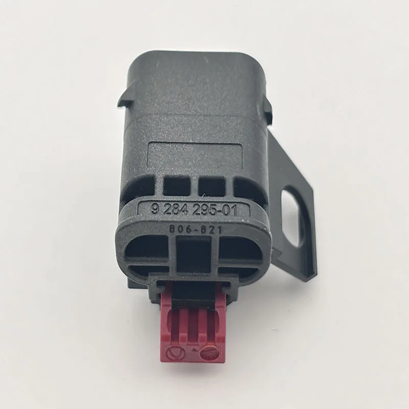 6 Pin Automobile Waterproof Connector Auto Parts 9284295-01 806-821 706 078 PA66 GF25 Service Switch For BMW