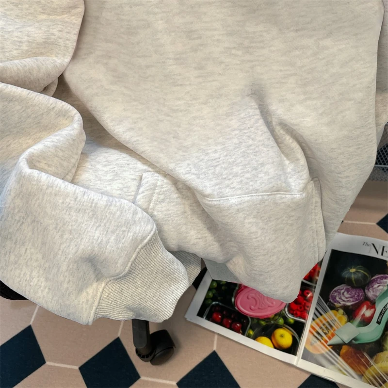 디즈니 여성 가을/겨울 새로운 미국 유행 브랜드 귀여운 딸기 곰 편지 인쇄 후드 캐주얼 루즈 패션 탑