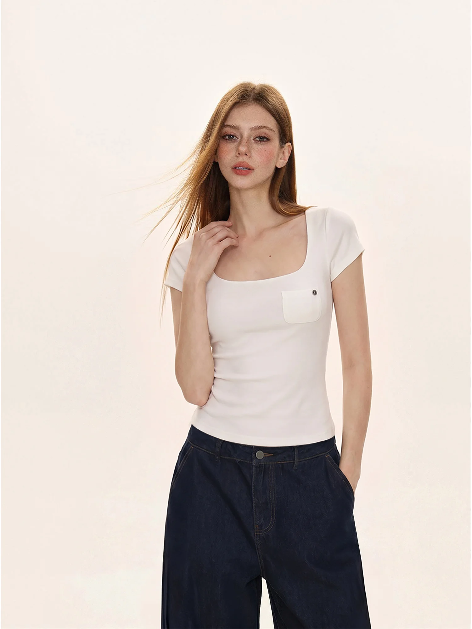 Slim Fit Short Sleeve T-Shirt Women's Summer Casual High Waist Design Square Collar Pocket Detail Regular Shoulder Length Top