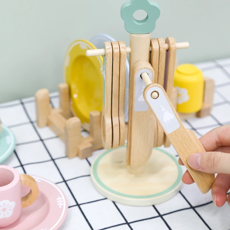Wooden Kitchen Utensil Set for Kids, Educational Role Play Toy 4