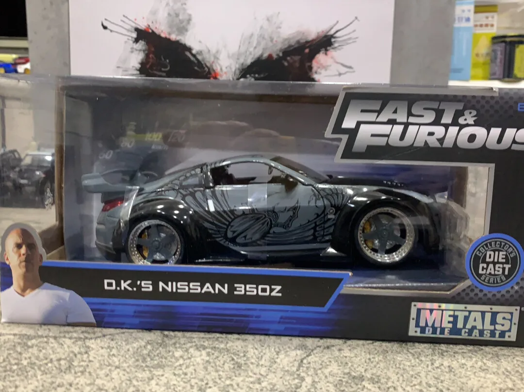 Moulé sous pression Jiada 1:24 échelle 350Z film alliage voiture modèle à collectionner jouet cadeau Souvenir affichage ornement