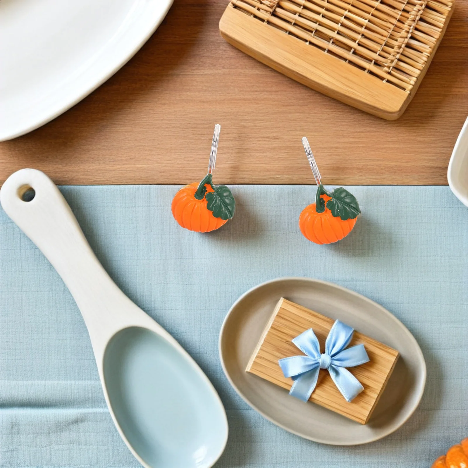 

12pcs Pumpkin Resin Hooks Glide Shower Curtain Rings For Bathroom Kitchen Halloween Fall Decoration, Curtain Hangers