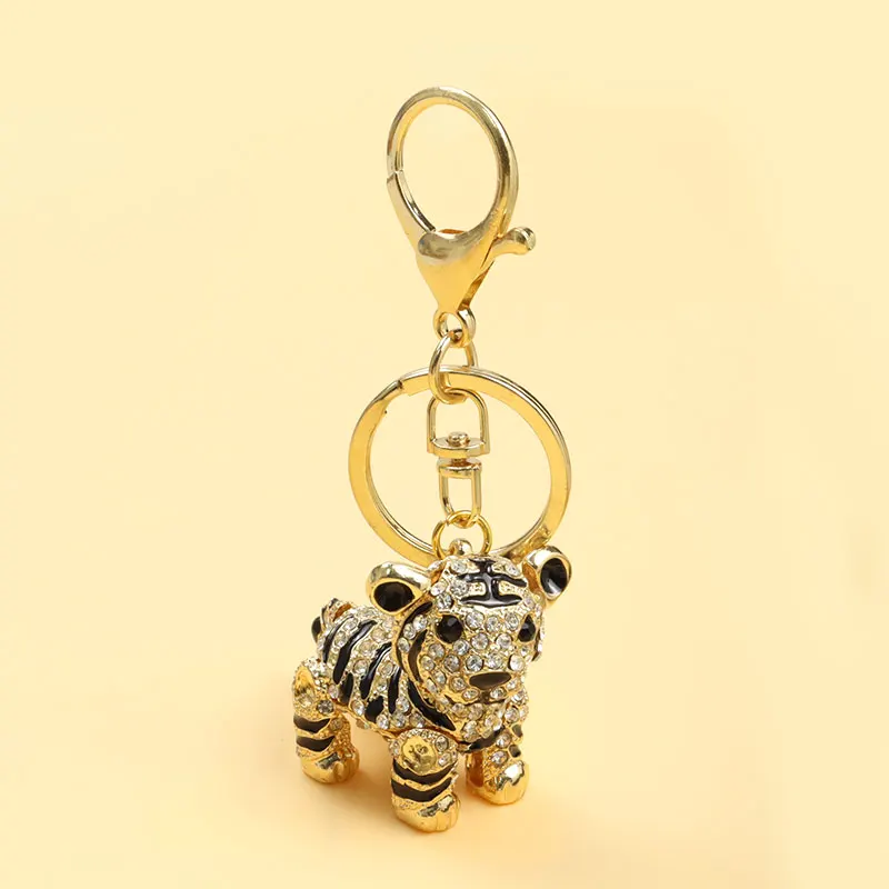 Rhinestones Inlaid Siberian Tiger Enamel Keychain Chinese Zodiac Gift Souvenir Car Interior Bag Keys Pendant Cute Animal Keyring