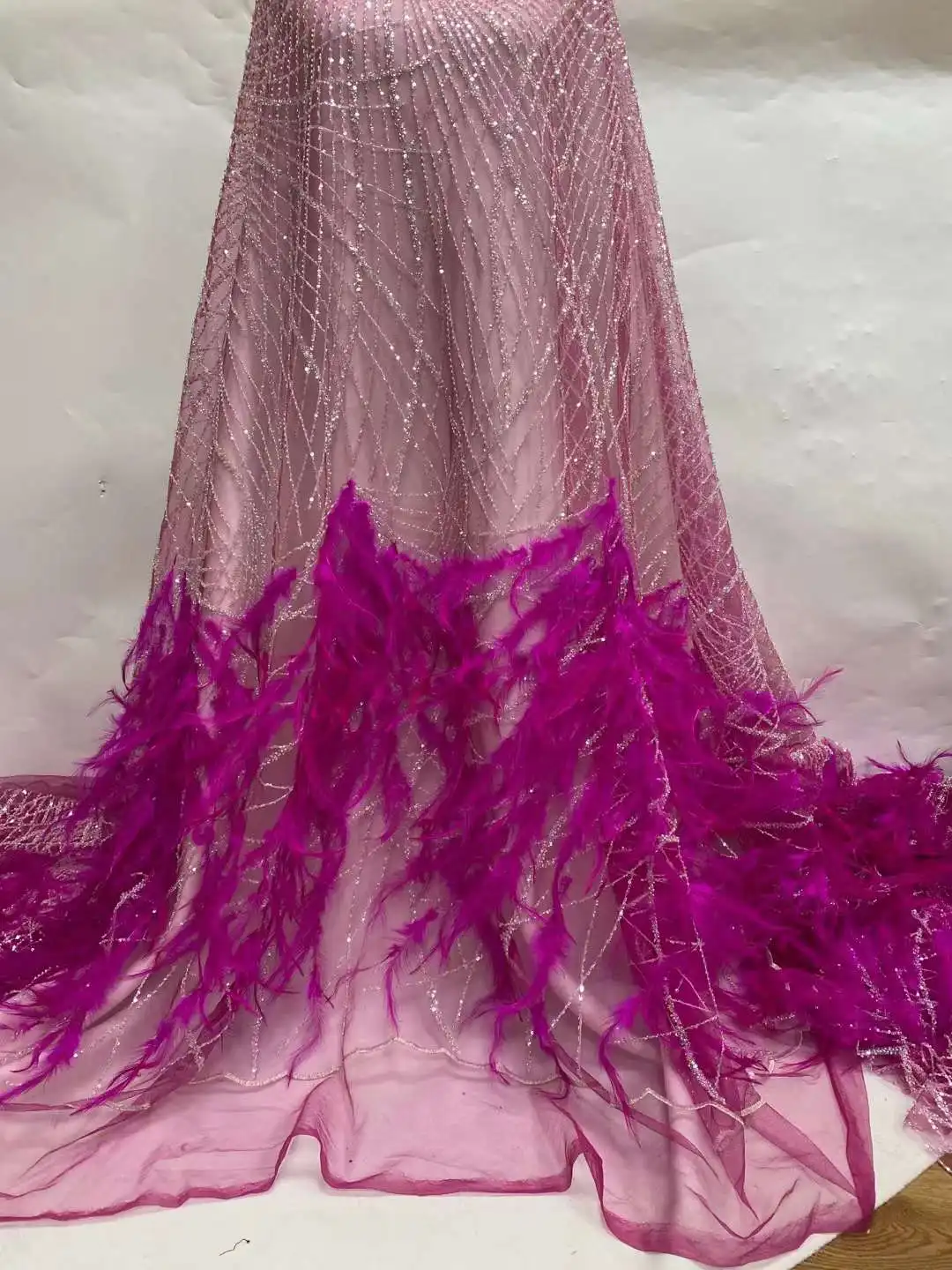 

2022 Latest Feather Design With Pear and Sparkle Embroidery French Mesh Tulle Nigeria lace fabric for Party dresses weddings