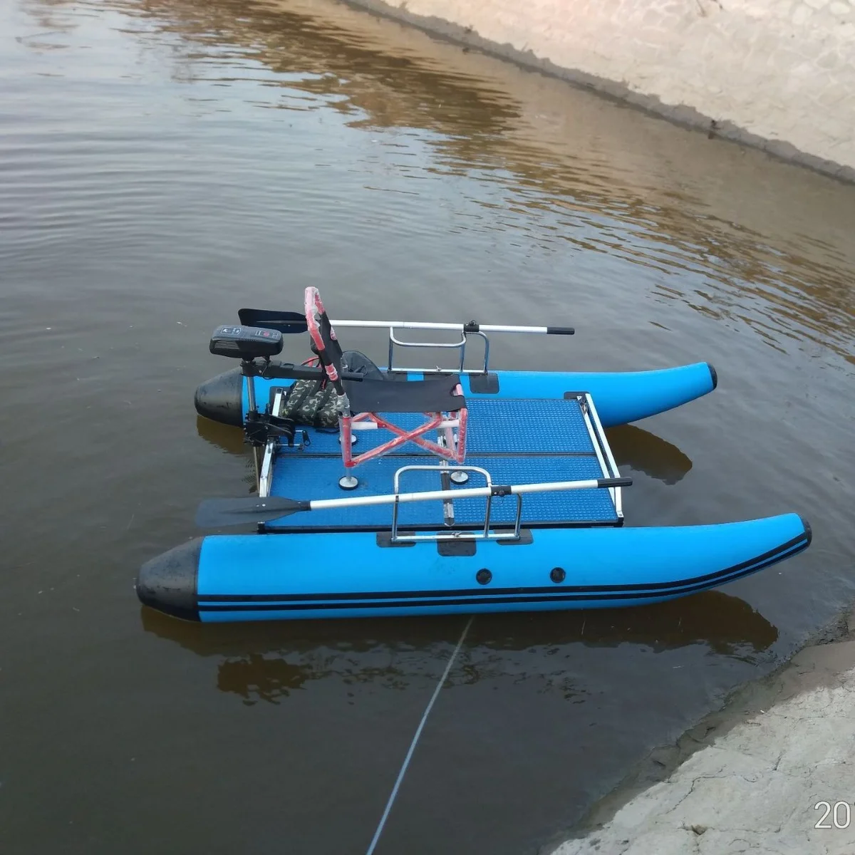 قارب Catamaran Luya/منصة صيد السمك/منصة صيد عائمة/قارب صغير/قارب مطاطي واحد لصيد الأسماك