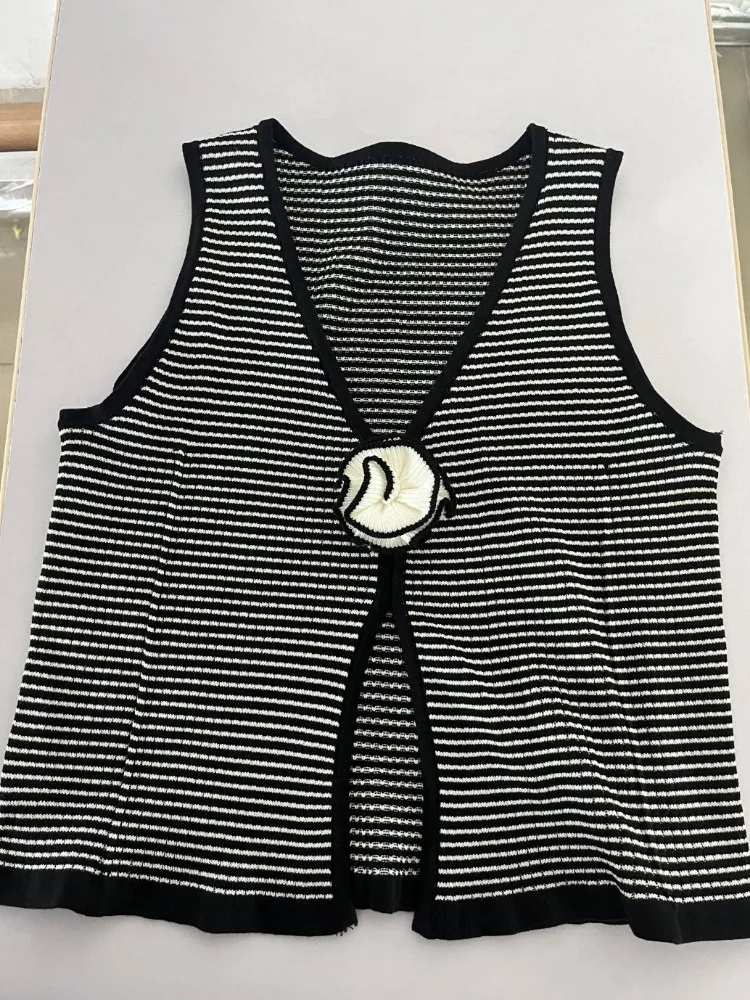 3D Floral Knitted Tank Tops for Women Y2K Fashion Striped Tops Summer Sexy V-Neck Sleeveless Cropped Tops Tee Knitwear 2024