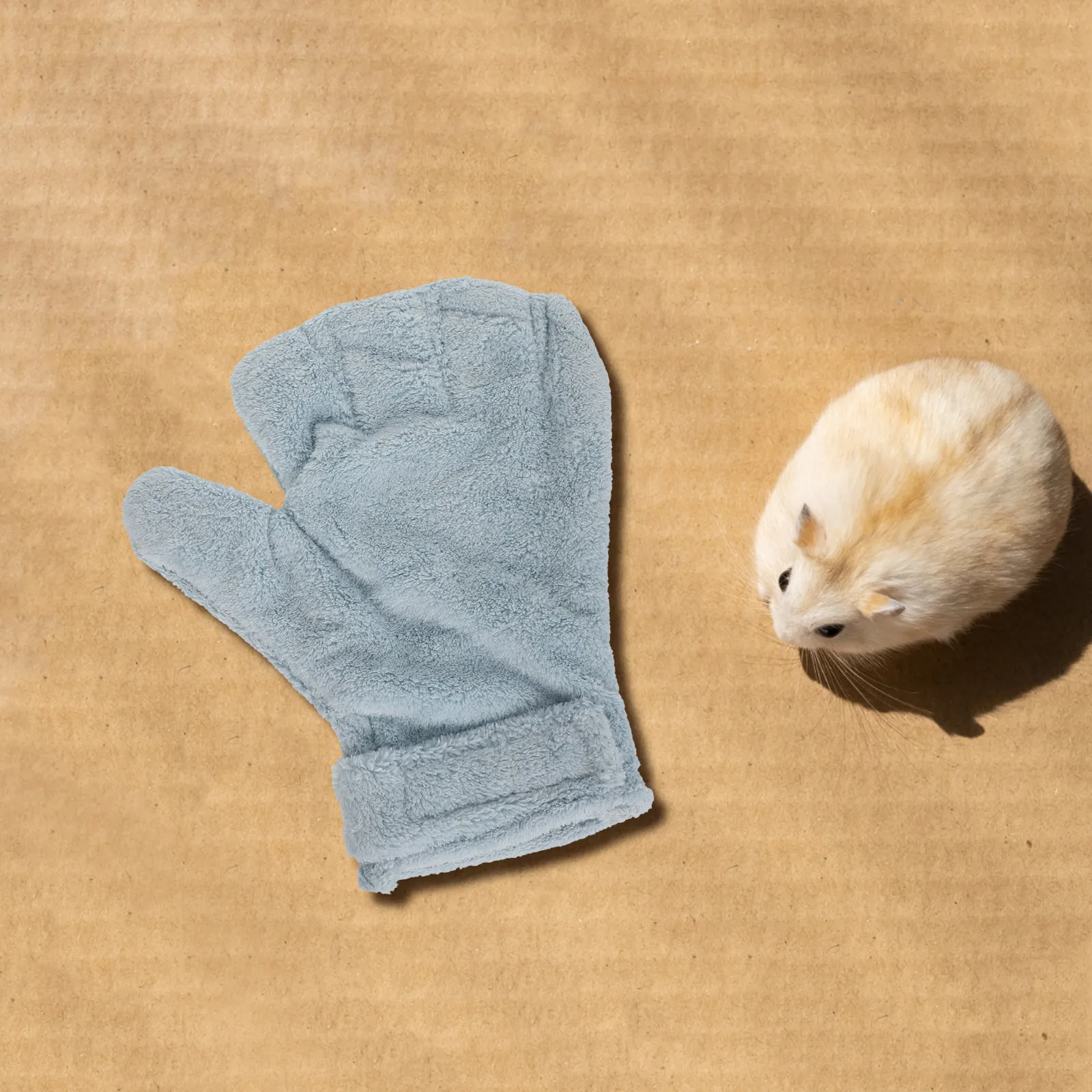 Hamster Calming Bite Proof Glove Coral Fleece Small Animal Grooming Supplies Rabbit Rat Sugar Glider Ferret Pet Training Glove