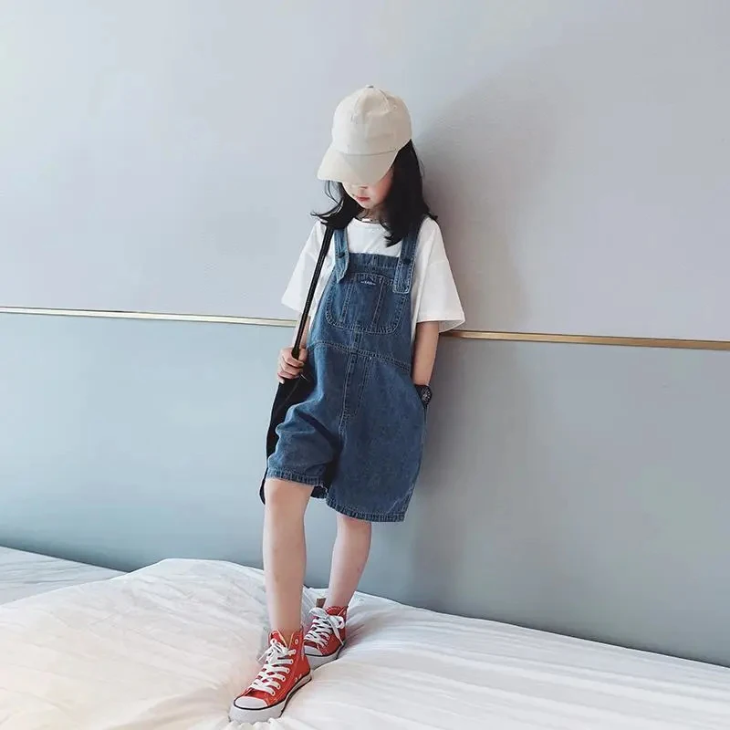 Girls' Fashionable Denim Overalls Medium Big Children's Casual Loose Denim Shorts Korean Style Baby Girl's Denim Overalls Shorts