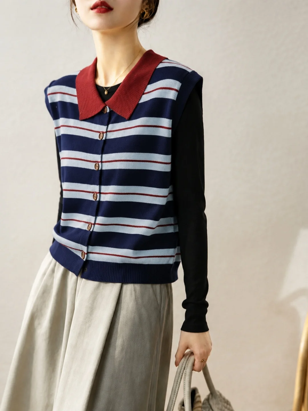 Fashionable Knitted Vest Single Button Retro Striped Color Block Versatile Commute Style Women's Outerwear Poised Ageless Design