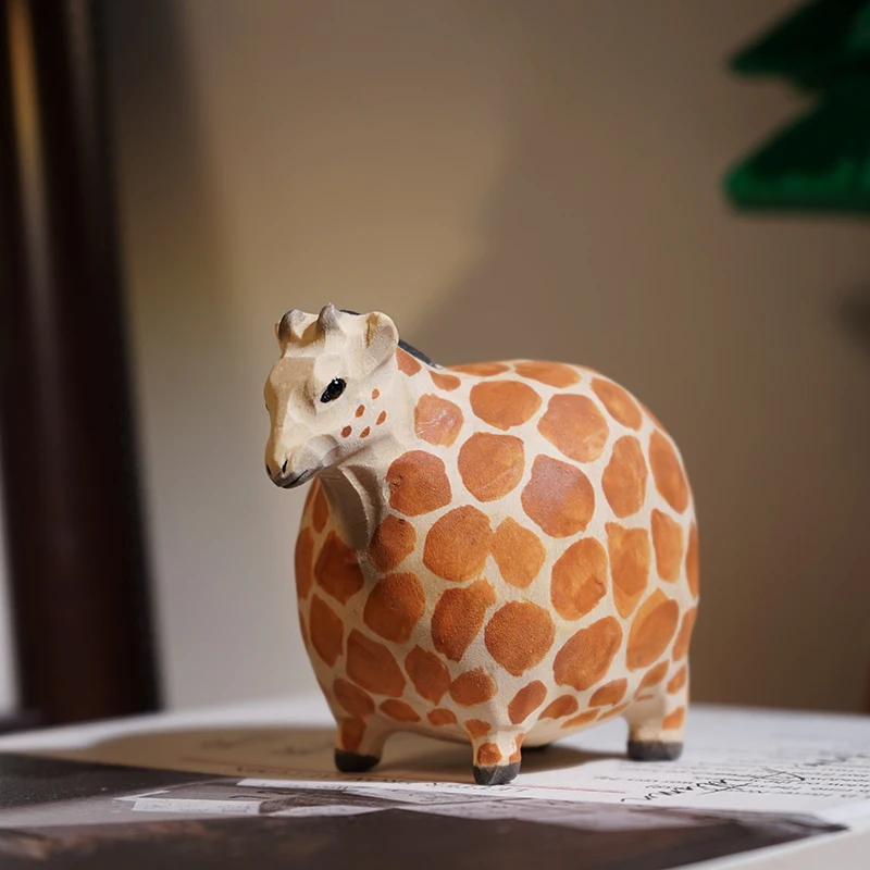 

Round giraffe handmade wood carving small ornaments, cute cartoon fun creative bookcase desktop decorations