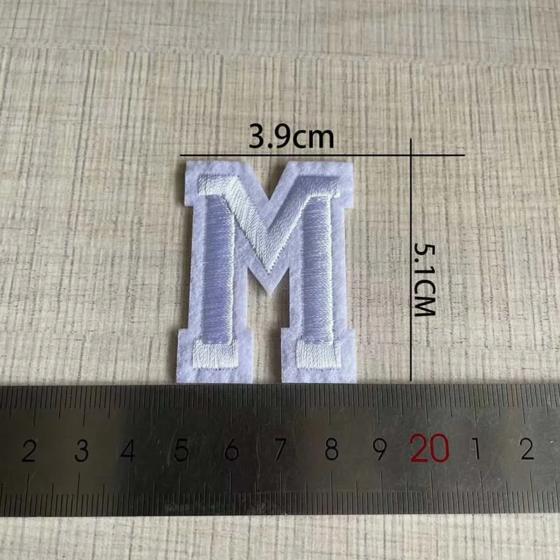 1PCS White A~Z Alphabet Letters Patch Badges Embroidery Applique Iron On Patches,Thermoadhesive Fabric Stickers For Clothing