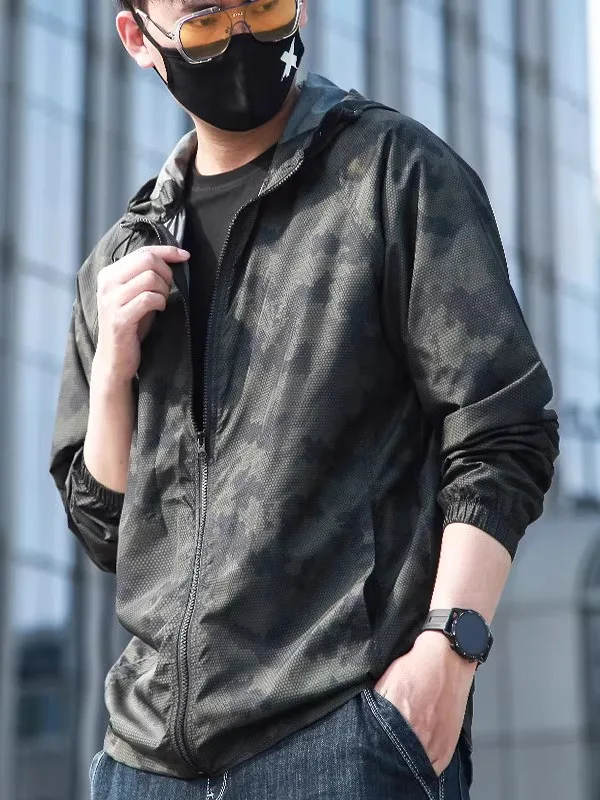 

Men's Summer New Ice Silk Ultra-Thin Fishing Jacket Sports Top Large Size Breathable UV Protection Clothing Loose Fit Outdoor