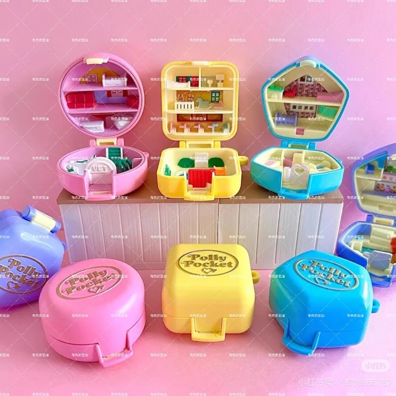 

BANDAI's Polly Pocket Pocket Pendant Is A Holiday Figurine Gift for Children