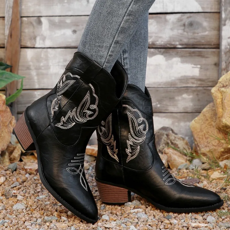 Retro Brown Embroidery Western Cowboy Boots Women Plus Size Thick Heels Ankle Boots Woman Pointed Toe Slip On Short Booties