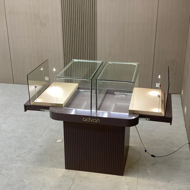 Factory Wholesale Large Full-Length Floor Standing Jewelry Display Cabinet Long-Lasting Showcase Stock for Shopping Mall Use
