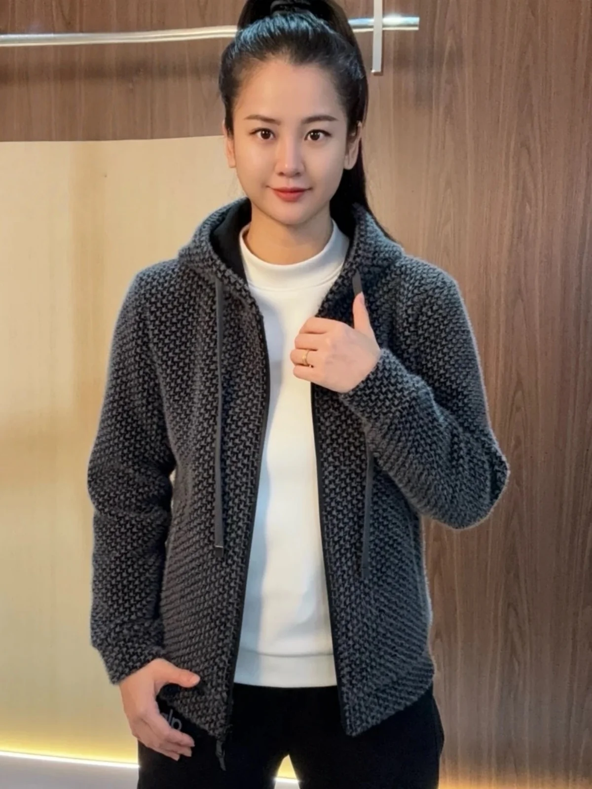 

Winter Luxury Fce Lined Thiened Hooded Jaet ex Outdoor Versatile Casual Outerwear Polyester Cotton Blend Warmth