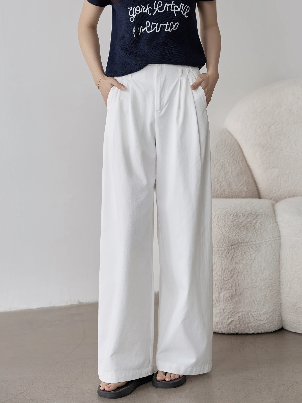 

Белые широкие джинсы для женщин, свободные, струящиеся, универсальные, с высокой талией, утягивающие, летние, новый стиль, повседневные брюки HUIXI на шнурке