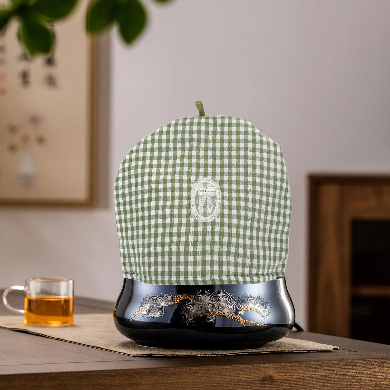 Teapot Protector Tea Cozy Warm Cover for Ceramic Electric Kettle Keep Heat Long Time Lightweight Portable Kitchen Home Decor view 5