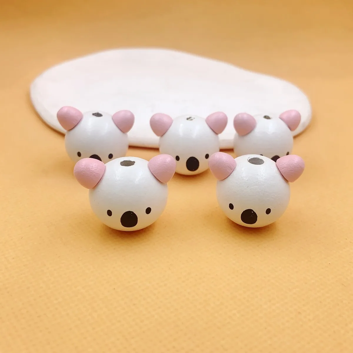 Onebeading Mixed Color Wooden Animal Cartoon Koala Head Beads For Baby DIY Pacifier Holder Clip Necklace Spacer 23*25*32mm 10pcs