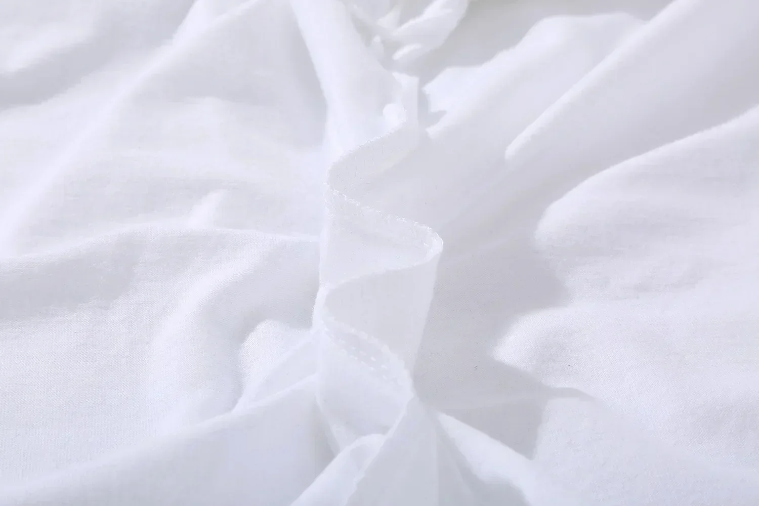 イタリア Brainrot 子供 Tシャツかわいい Bombardiro Crocodilo 綿 Tシャツ黒、白半袖少年少女服子供の誕生日ギフト